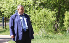 Мэр Саянска Олег Боровский не стал запрещать работу общепита