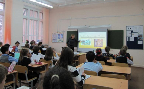 Иркутские областные депутаты утвердили повышение учебных расходов