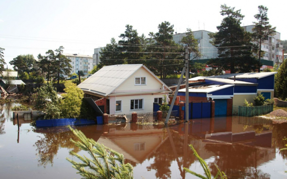 В Иркутскую область направлены 2,3 млрд рублей на матпомощь пострадавшим от паводка