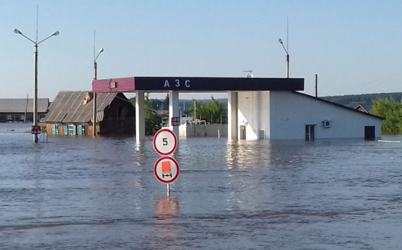 Сергей Левченко отчитался о ходе восстановления инфраструктуры после наводнения