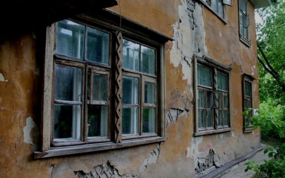 Иркутские депутаты раскритиковали позицию мэрии в направлении расселения аварийных домов