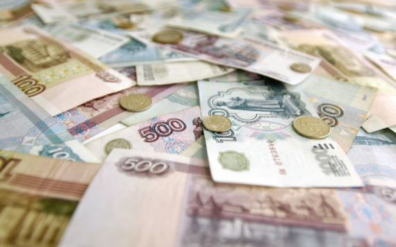 Мантуров увидел в ослаблении рубля плюсы для экономики России