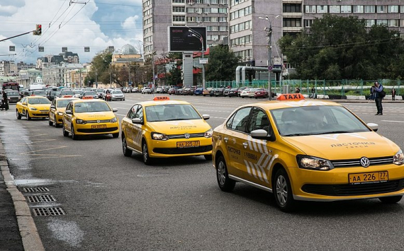 Власти Иркутской области увеличат контроль за работой такси