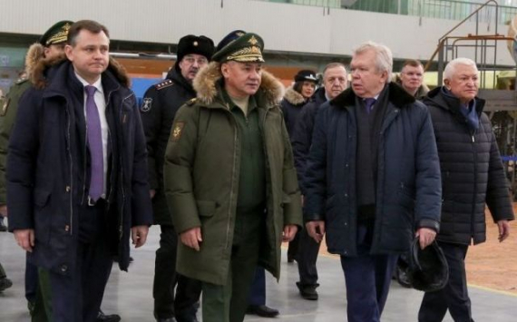 Шойгу посетил производственные площадки Иркутского авиационного завода